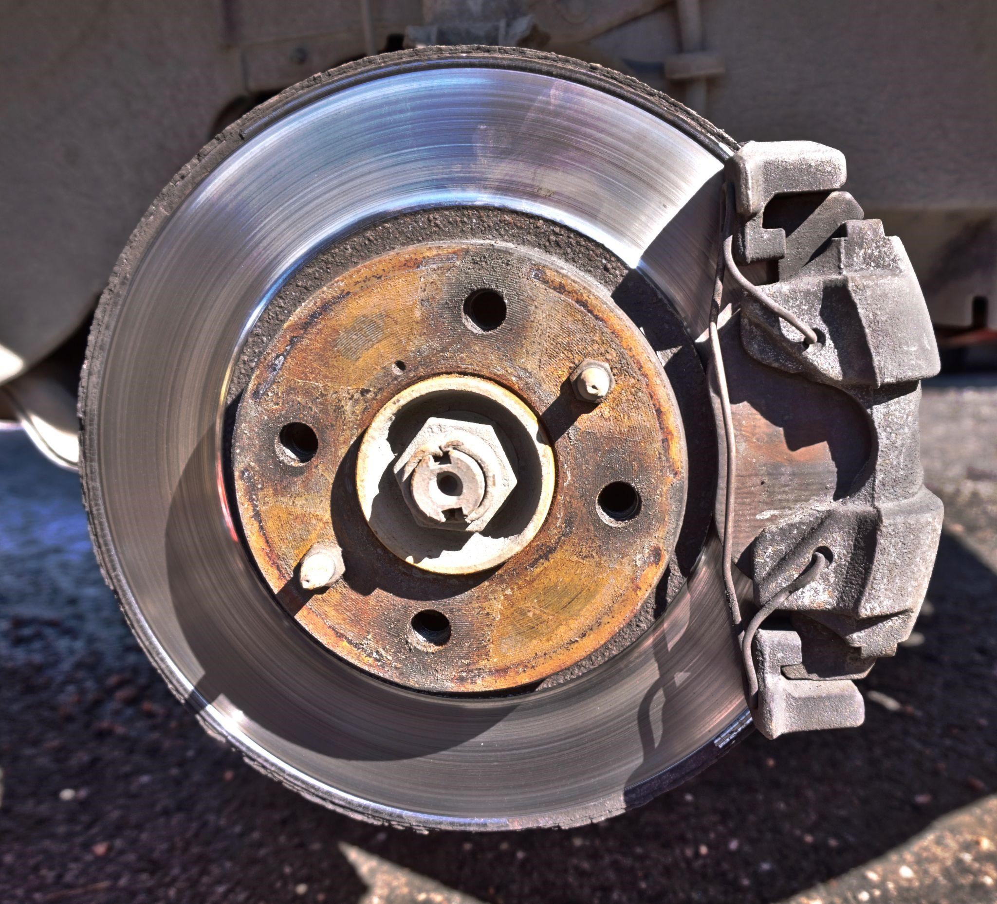 Where to Apply Grease to Brake Pads for Optimal Brake Performance